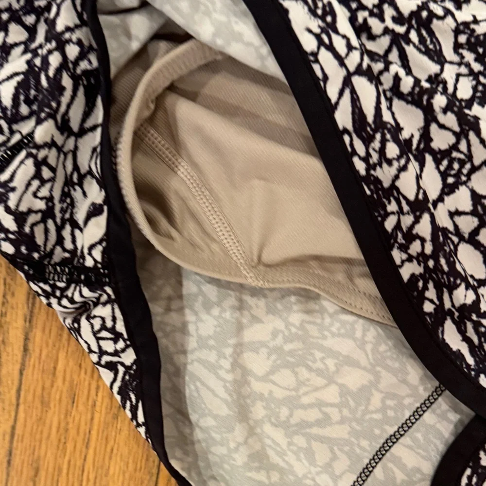 lululemon athletica Black and White Athletic Shorts - Picture 8 of 8